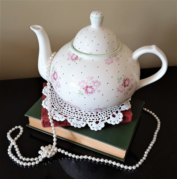 Country Teapot Tea Party Rentals by Royal Table Settings Party Rentals.