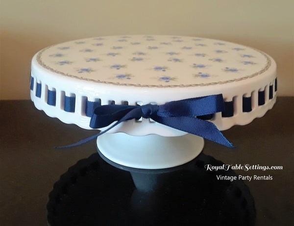 Ribbon Pierced Porcelain Pedestal Cake Stands