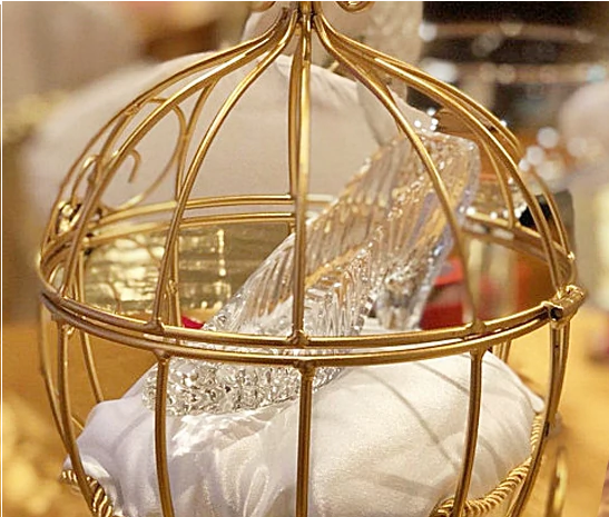 Gold Wire Cinderella Carriage