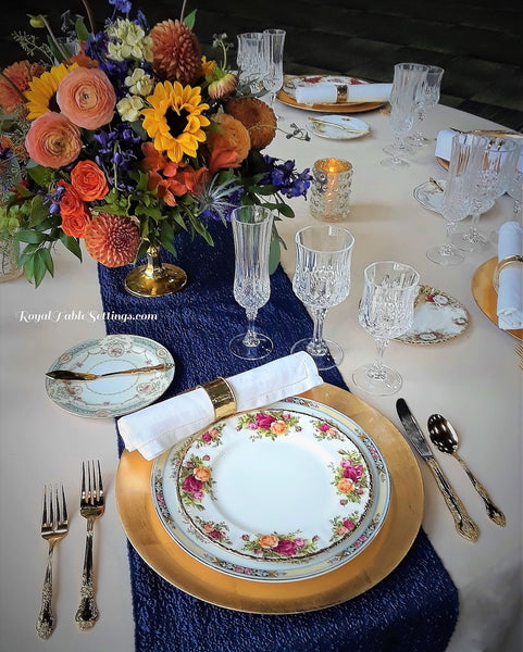 Vintage Dinner Plates.. Vintage Rentals. Perfect for Fall Wedding.  Vintage Party Rentals. China rentals. Dinner Plate Rentals.