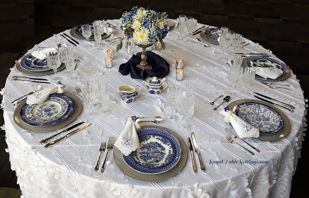 Blue & White Tin Tray - Royal Table Settings – Royal Table