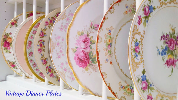 Royal Table Settings Vintage Dinner Plates. Beautiful Vintage china rentals for any type of event!  Vintage Party Rentals. China rentals. Dinner Plate Rentals. 