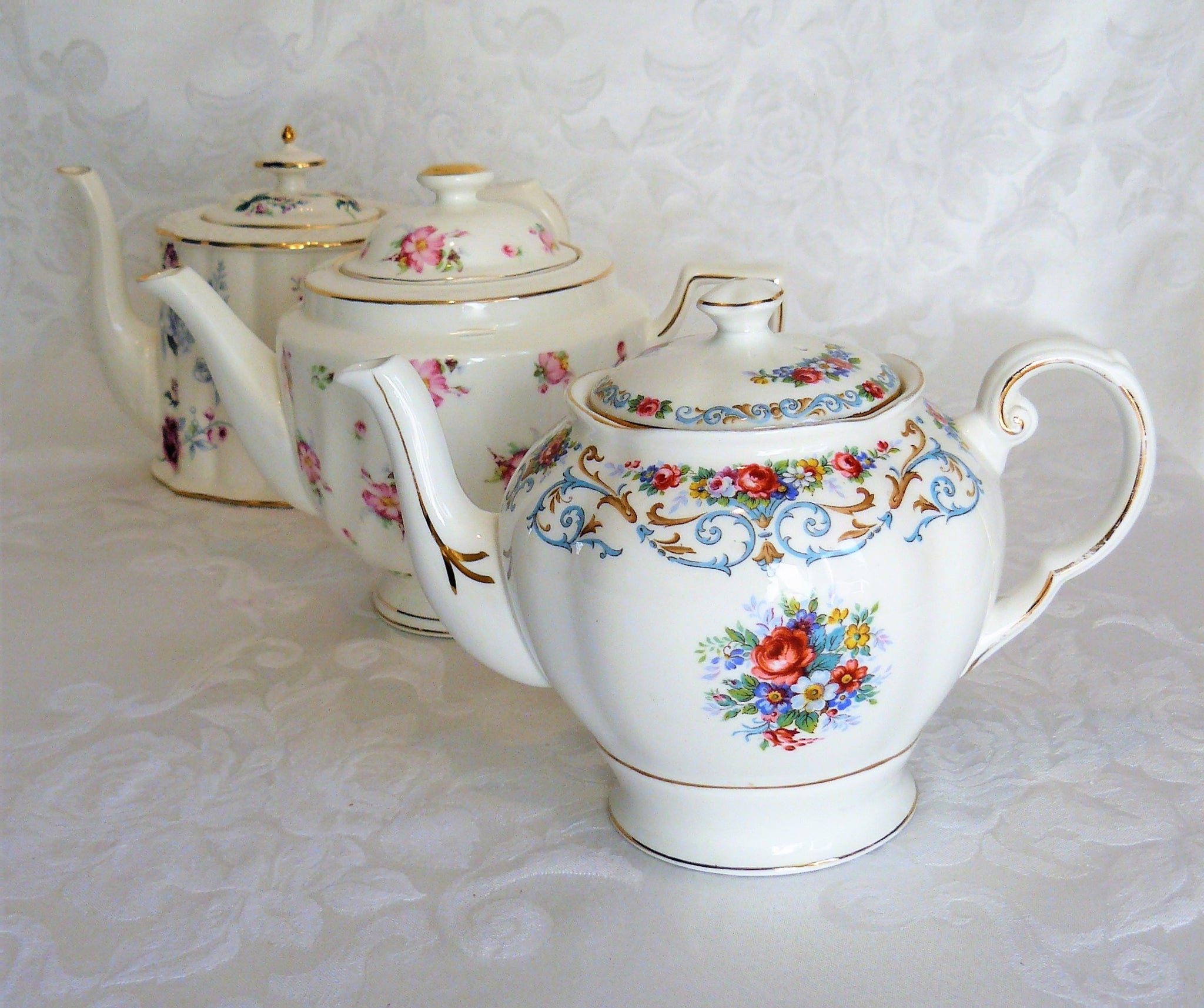 Vintage Teapots by Royal Table Settings. Tea Store. Vintage Rentals.