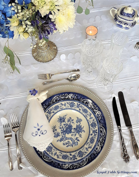 Blue & White Dinner Plates by Royal Table Settings. Beautiful china rentals for your wedding. Vintage Party Rentals with Royal Table Settings. chinoiserie style.